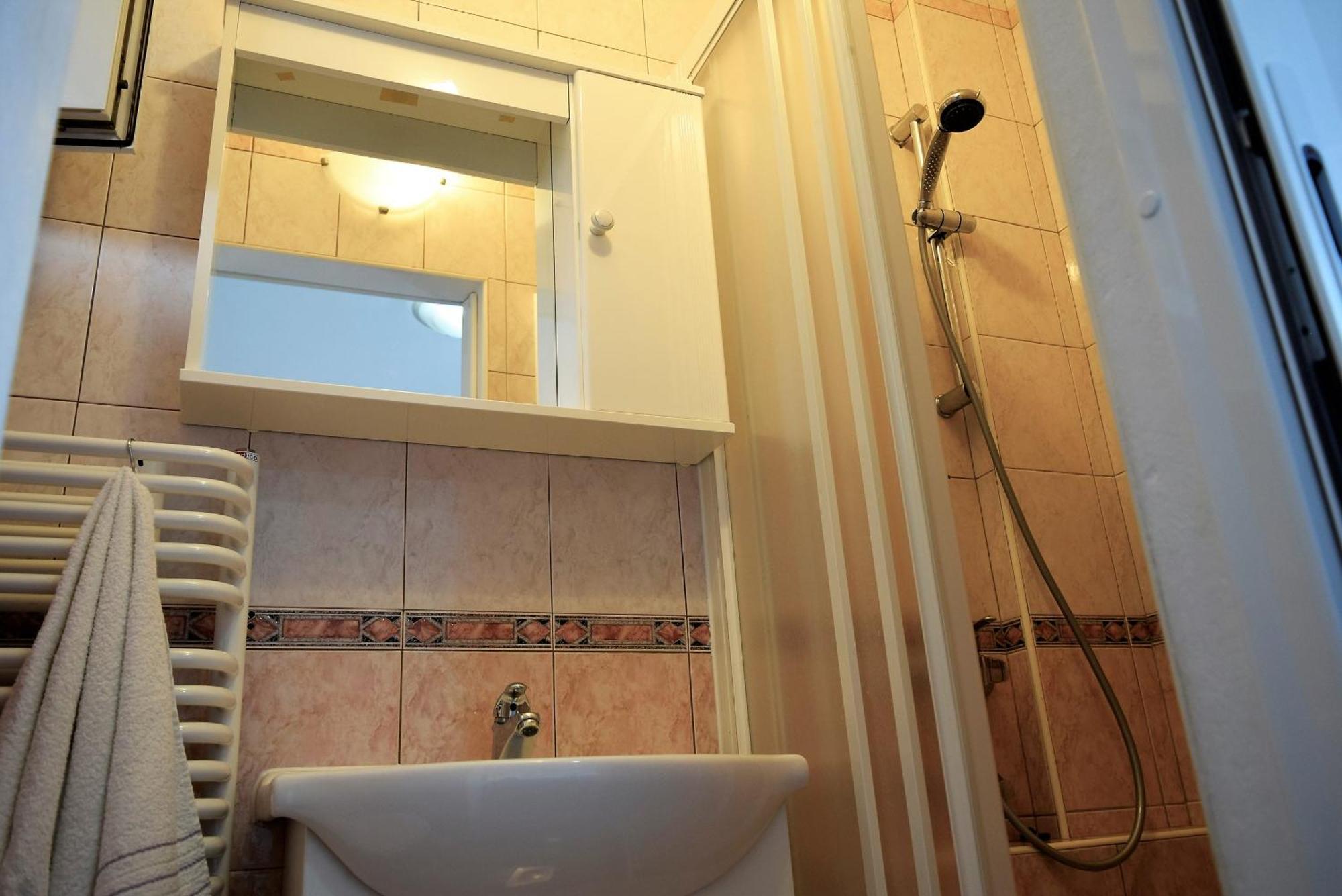Sunnyy Beacch Apartments Banjol 部屋 写真